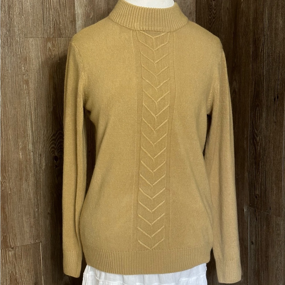 Perfect for Fall Layering Vintage Sweater